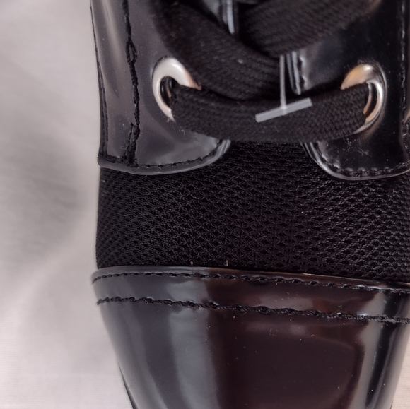 BCBG ENERATION Combat Booties - Picture 9 of 14